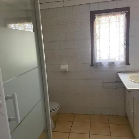 Avec Piscine A Saint-raphael Et Vue Sur La Montagne 빌라 Saint-Raphaël