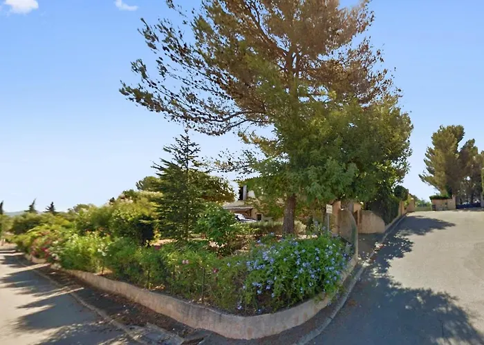 Avec Piscine A Saint-raphael Et Vue Sur La Montagne 빌라