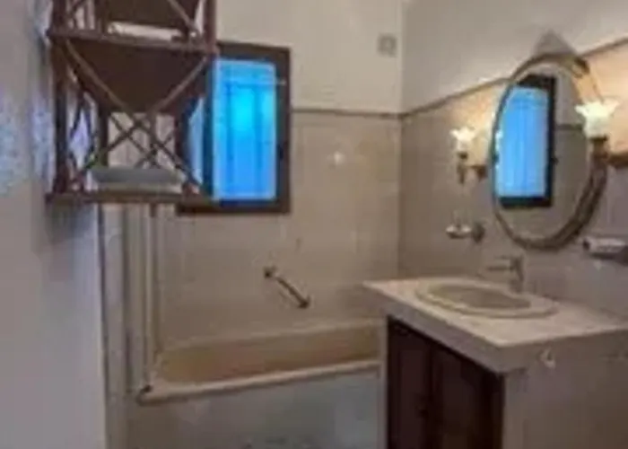 Avec Piscine A Saint-raphael Et Vue Sur La Montagne 빌라